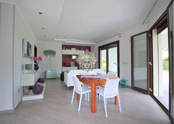 villa moderna affitto - Photo 1