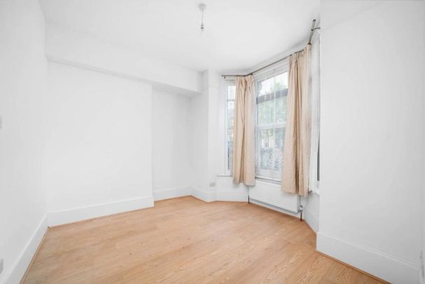 1 bedroom bedsit to rent - Photo 1