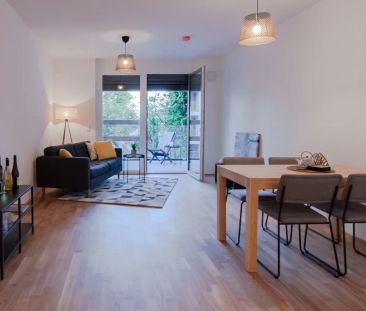 D2 Stadtoase- Modern, grün und topausgestattet - Photo 5