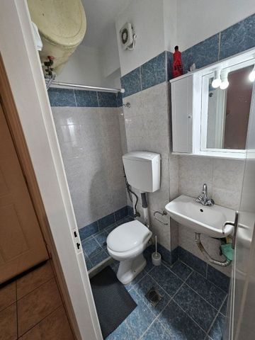 Studio/Γκαρσονιέρα για ενοικίαση Νόρμαν (Πάτρα) - Photo 3