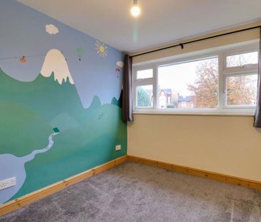 3 bedroom semi-detached house to rent - Photo 5