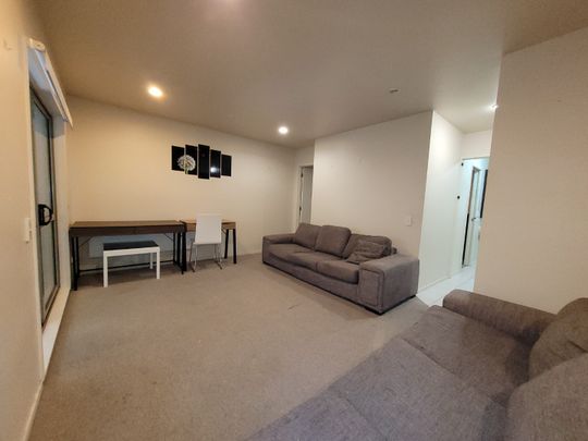 Upstairs 1 Bedroom Unit in Providence - Photo 1