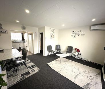 Private retreat on Phillip Street - Photo 5