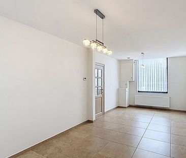 Woning te huur in Roeselare voor € 860 met 2 slaapkamers - Photo 1