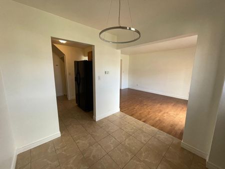 For Lease - 1730 COLUMBIA Court Unit# 97, Windsor, Ontario - Photo 4