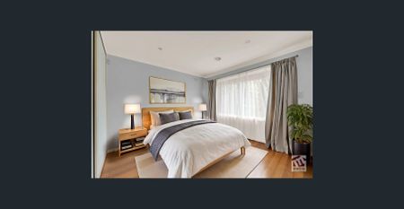 IDEALLY LOCATED FAMILY HOME! - Photo 2