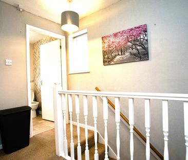 3 Bed Detached House, Rochford Drive, LU2 - Photo 6