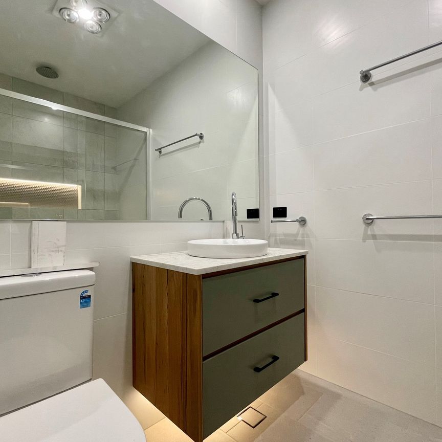 Renovated Home & Convenient Location in Warrimoo! - Photo 1