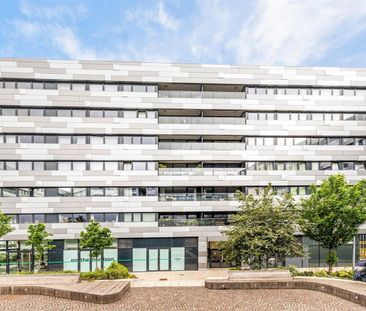 1 Bed Flat, Lambarde Square, SE10 - Photo 4