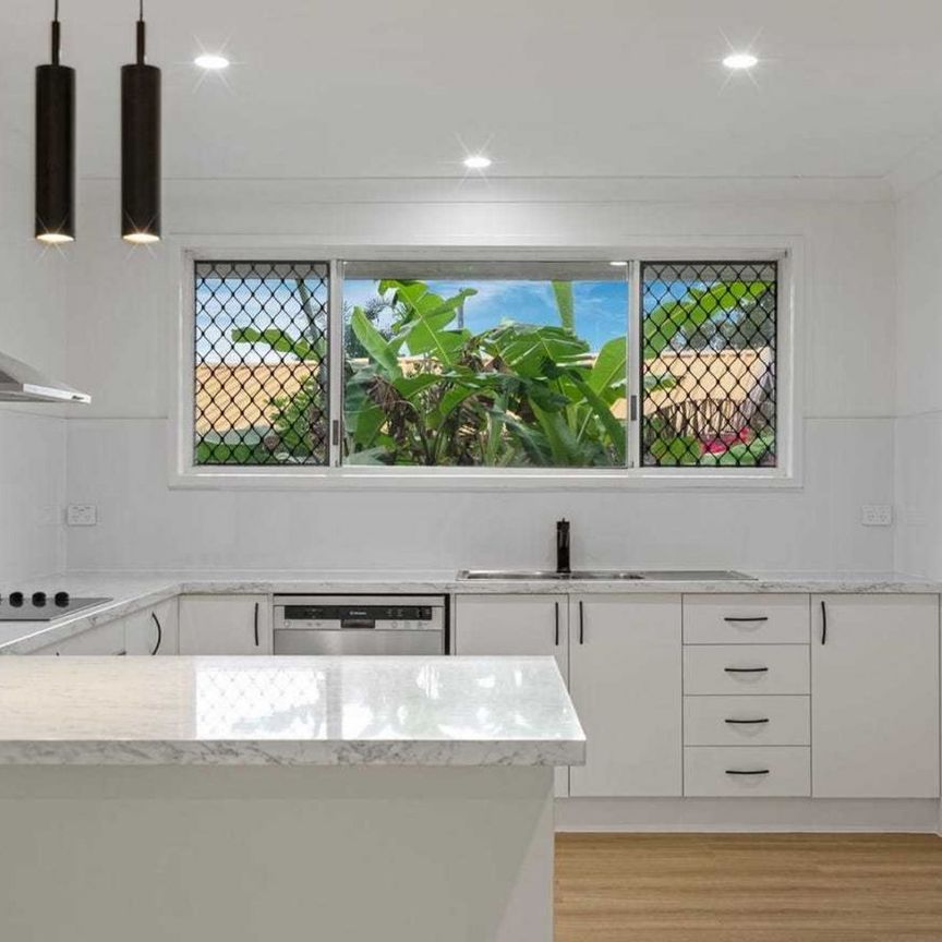 31 Yorkshire Cres, Mount Warren Park QLD 4207 - House For Rent | Domain - Photo 1