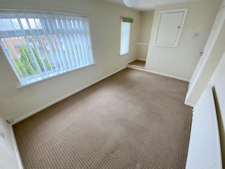 2 bedroom semi-detached house to rent - Photo 4