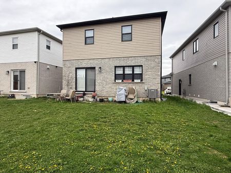 For Lease - 3699 SOMERSTON Crescent, London South, Ontario - Photo 2