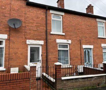 Partly Furnished 3 Bedroom Mid Terrace - Photo 5