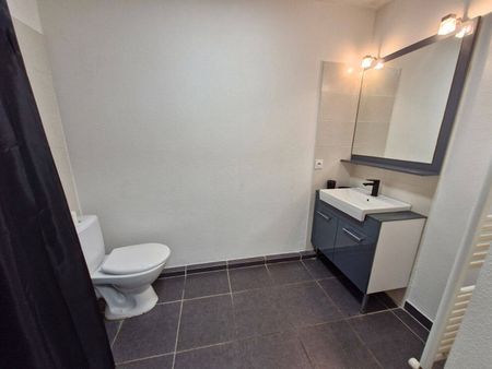 Location appartement 2 pièces 40.4 m² à Toulon (83000) - Photo 3