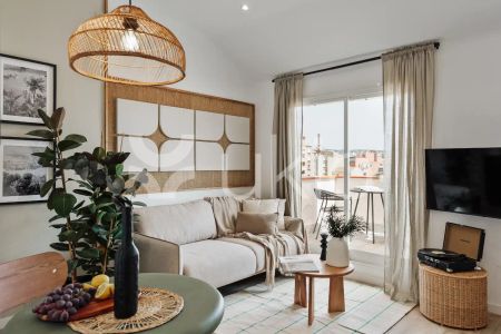 Apartamento de alquiler en Carrer de Melcior de Palau, Sants - Photo 3