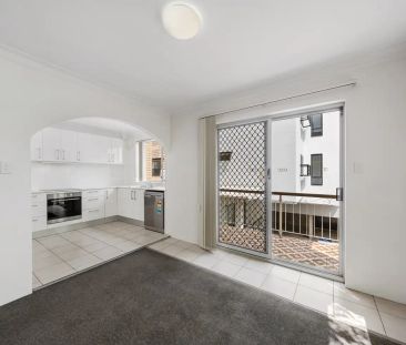 “Comfort, Space & Location - It's All Here!” - Photo 4