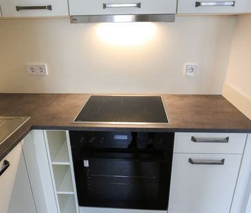 *Offene Besichtigung am Sonntag, 29.03.* 2-Zimmer-Wohnung mit EBK, ... - Photo 2