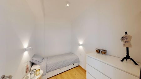 Bemeubeld 3-slaapkamer appartement - Photo 5