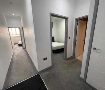 St. Sepulchre Gate - Photo 4