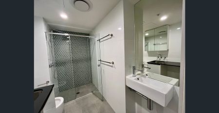 Studio Apartments on Waymouth - Photo 5