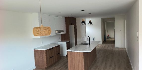 5-1/2 Neuf Novembre Granby - Photo 2