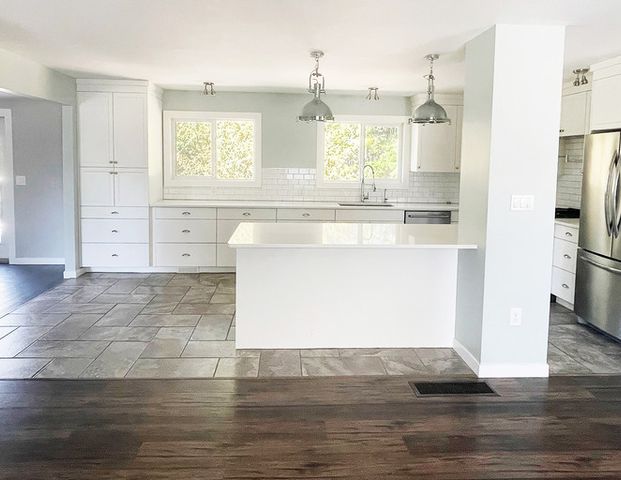 1326 Bernard Ave | 1326 Bernard Ave, Kelowna - Photo 1
