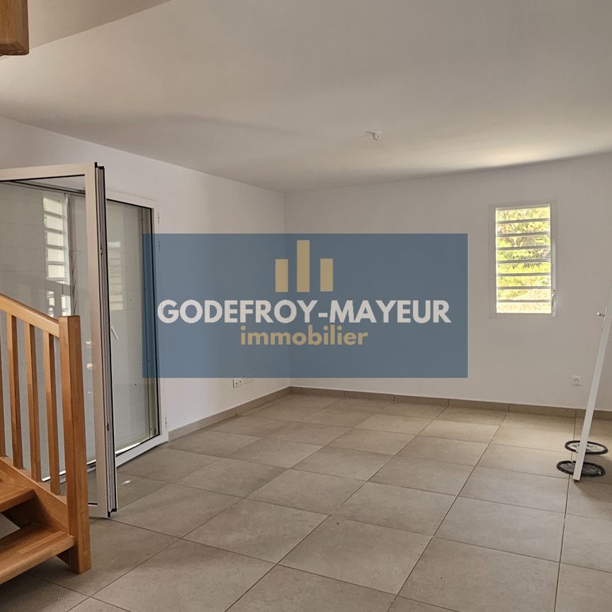 Location Maison 4 pièces 98m² ST FRANCOIS 97118 - Photo 1