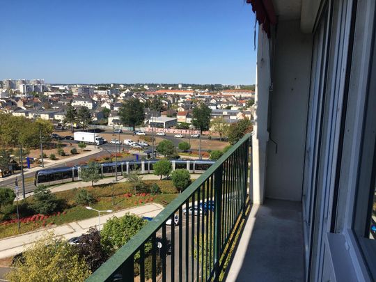 Location Appartement 2 pièces 45m² TOURS 37000 - Photo 1