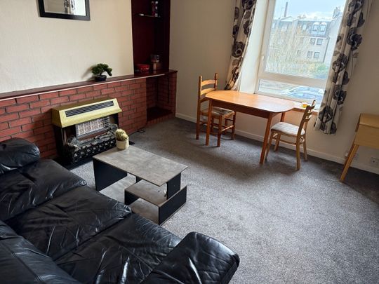2 Bed Flat, Elmbank Terrace, AB24 - Photo 1