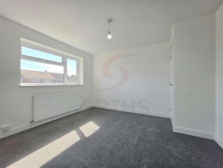 Jacklin Drive, Rushey Mead, Leicester, LE4 - Photo 4