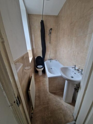 4 bedroom maisonette to rent - Photo 5