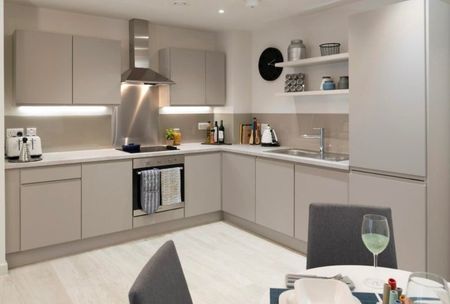 1 Bed Flat, Ellesmere Street, M15 - Photo 3