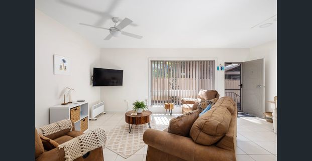 Large 2 Bedroom unit across from Fingal Bay Beach - Photo 1