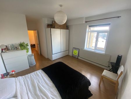 1 Bed Flat, Stoke Newington High Street, N16 - Photo 5