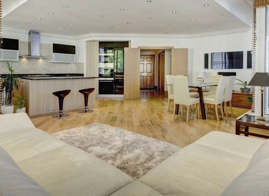 The Quadrangle Chelsea Harbour, SW10 - Photo 1