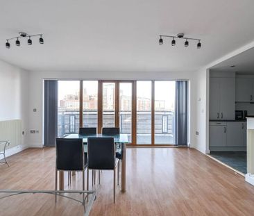 2 bedroom flat to rent - Photo 4