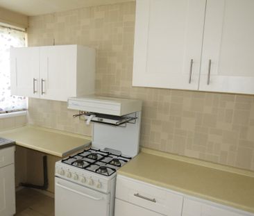 3 bedroom house to rent - Photo 3