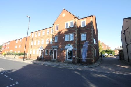Flat 1, St Michaels Road, Headingley, Leeds, LS6 3AW - Photo 4