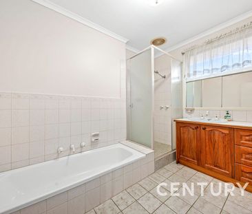 983 High Street Road, Glen Waverley, Vic 3150 - Photo 3