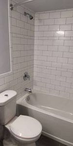 Pet-Friendly Suites Right by Hamilton GO Centre! - Photo 4