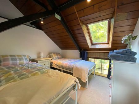 2 bedroom link detached house to rent - Photo 5