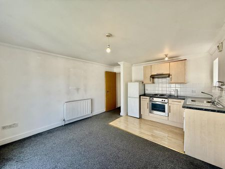 1 bedroom apartment to rent - Photo 2