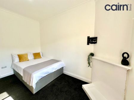 3 bedroom flat to rent - Photo 5