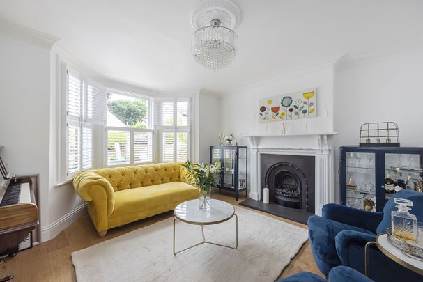 Available unfurnished from 04/12/2025 - Photo 1