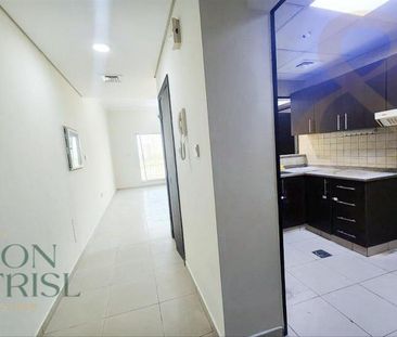 1 Bedroom | Large Balcony | Garden View - Photo 4