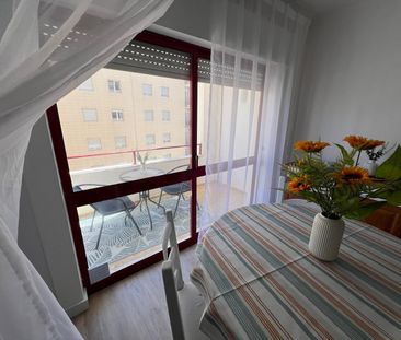Apartamento T1 para Arrendamento Temporário na Praia da Rocha - Photo 1