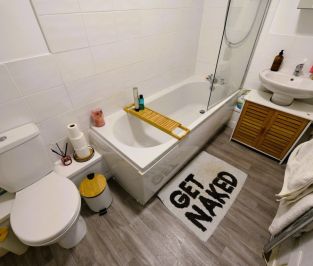 2 bedroom Flat in Flat 17, Leeds - Photo 5
