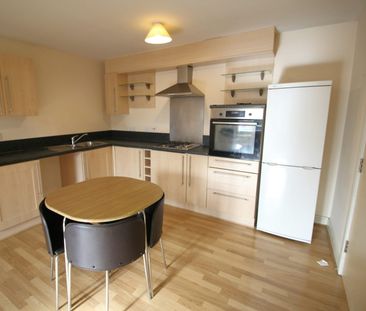 Flat to rent on - Photo 5