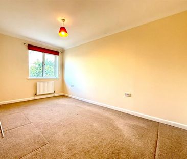 2 bedroom semi-detached house to rent - Photo 5