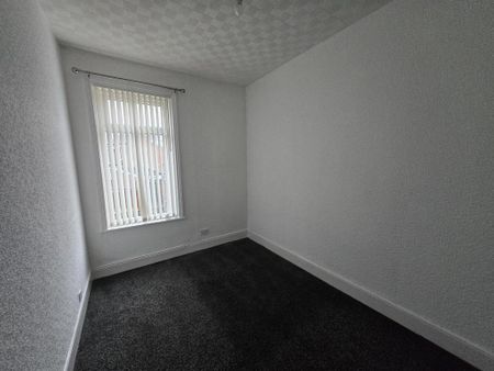 4 bedroom maisonette to rent - Photo 5
